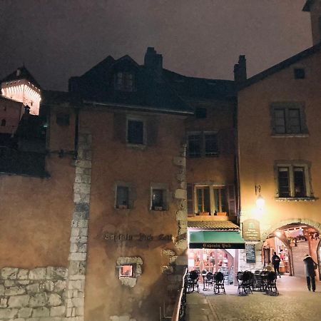 Gite Urbain Au 2Bis - Annecy Luaran gambar