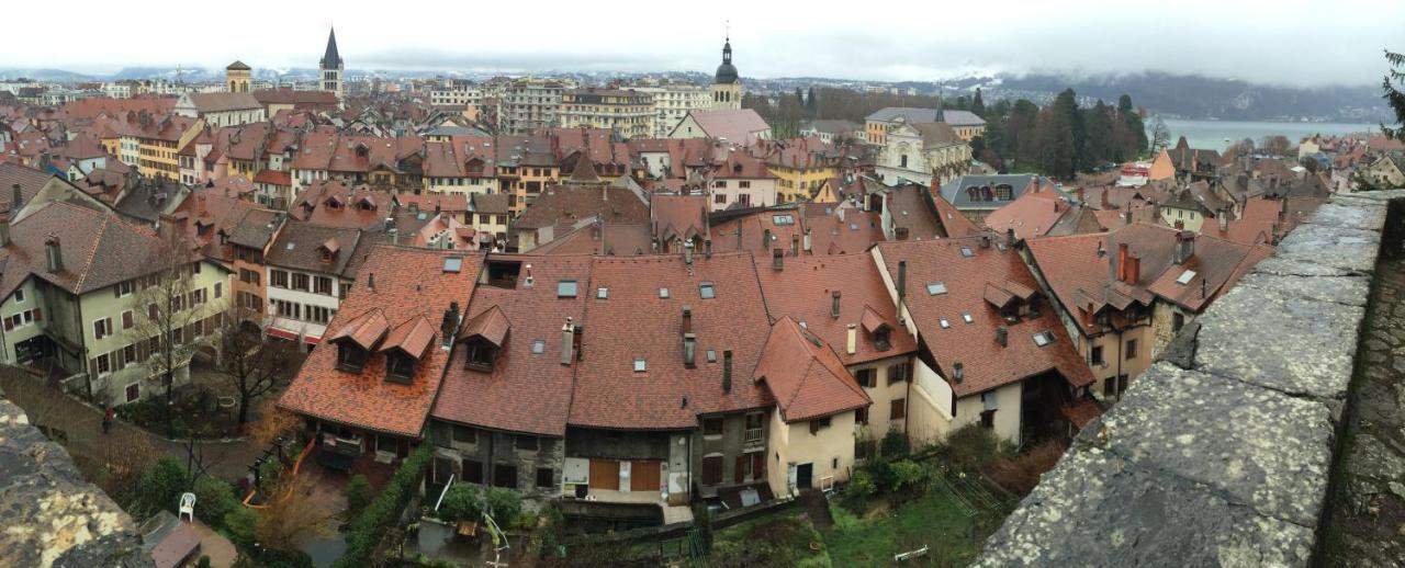 Gite Urbain Au 2Bis - Annecy Luaran gambar