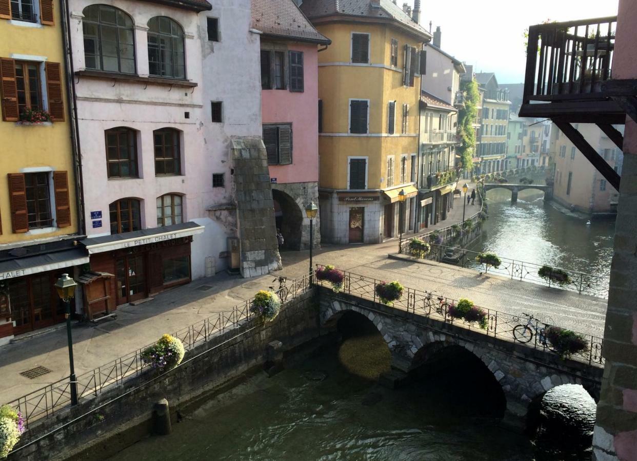 Gite Urbain Au 2Bis - Annecy Luaran gambar